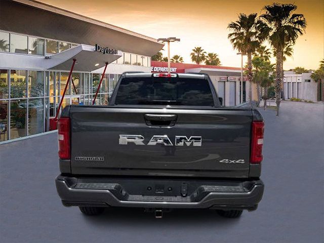 Used 2025 RAM 1500 Big Horn AWD/4WD image 4