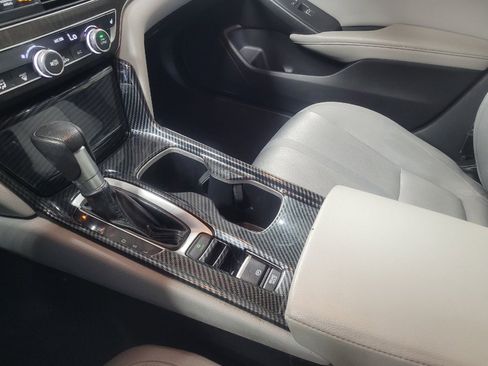 Used 2020 Honda Accord EX image 26