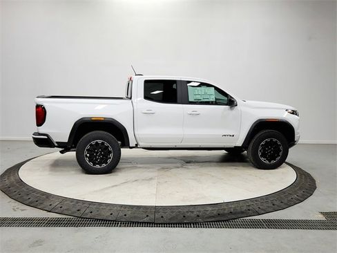 New 2026 GMC Canyon AT4 image 8