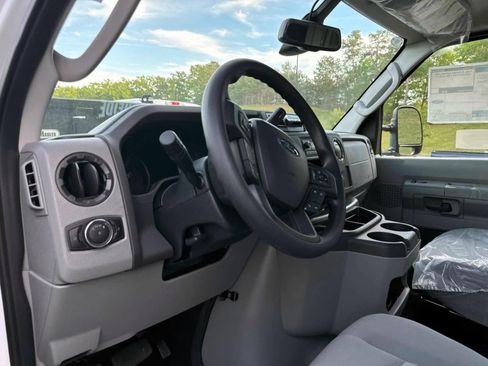 New 2026 Ford E-350 and Econoline 350 Super Duty w/ Power Equipment Group RWD image 7