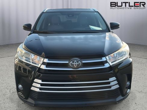 Used 2017 Toyota Highlander XLE FWD image 9