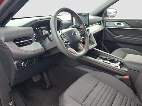 Used 2026 Ford Explorer ST-Line w/ ST-Line Street Pack RWD image 16