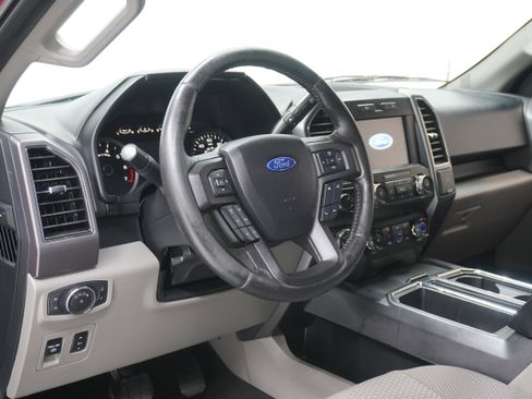 Used 2019 Ford F150 XLT w/ Equipment Group 302A Luxury RWD image 10