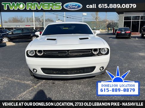 Used 2018 Dodge Challenger SXT Plus image 3
