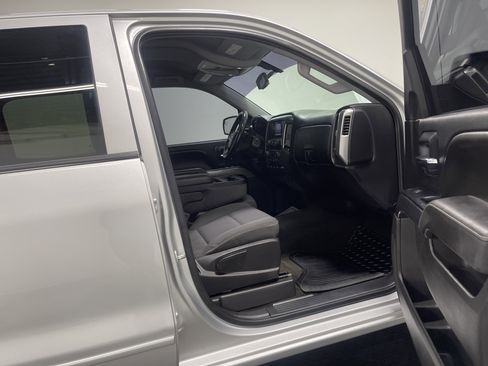 Used 2015 Chevrolet Silverado 1500 LT image 25