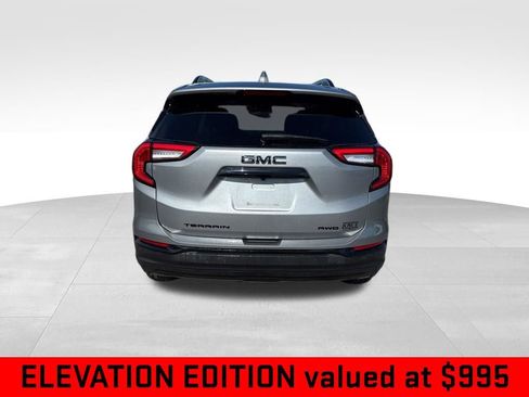 Certified 2023 GMC Terrain SLE w/ Driver Convenience Package AWD/4WD image 4