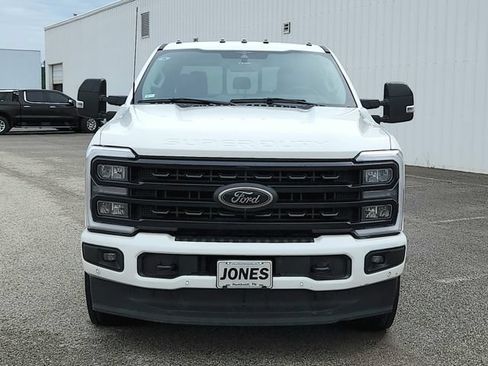 Used 2023 Ford F250 Lariat w/ Lariat Ultimate Package AWD/4WD image 3