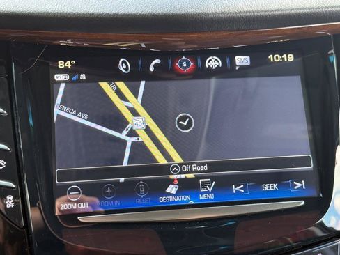 Used 2019 Cadillac Escalade Luxury RWD image 12