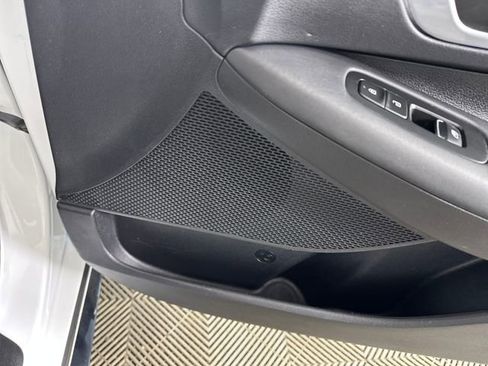 Used 2021 Hyundai Sonata SEL w/ Winter Weather Package image 33