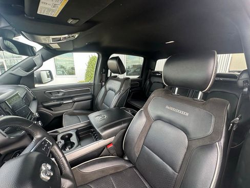 Used 2024 RAM 1500 Laramie image 8
