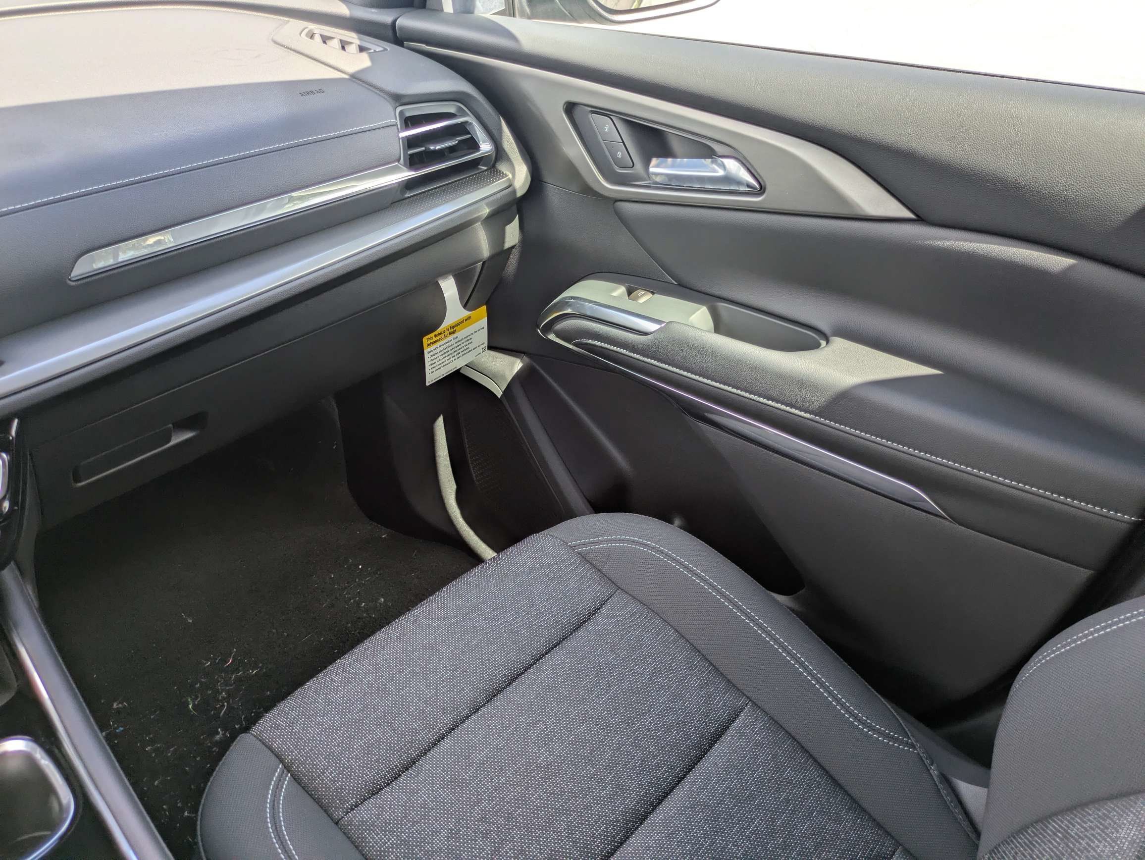 New 2027 Chevrolet Traverse LT w/ Midnight/Sport Edition FWD image 11