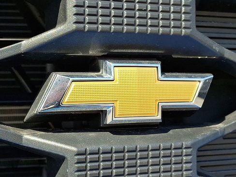 Used 2025 Chevrolet Silverado 1500 Custom w/ Turbomax Blackout Package image 29