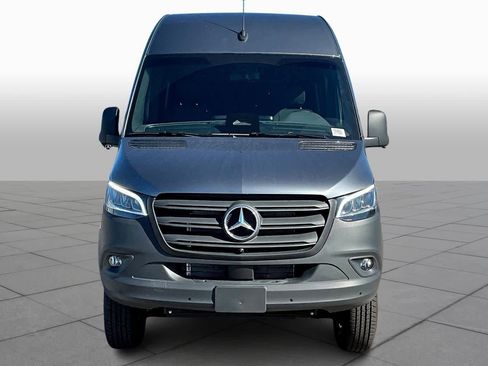 New 2026 Mercedes-Benz Sprinter 2500 image 3