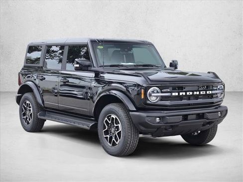 New 2025 Ford Bronco Outer Banks image 5
