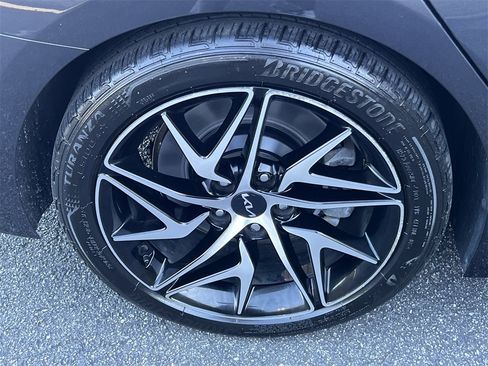 Used 2023 Kia Stinger GT-Line w/ Sun & Sound Package image 18