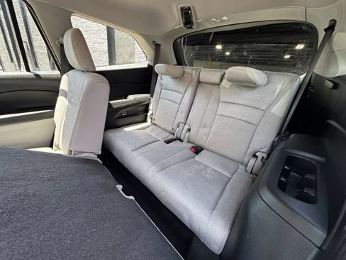 Used 2016 Honda Pilot EX image 15