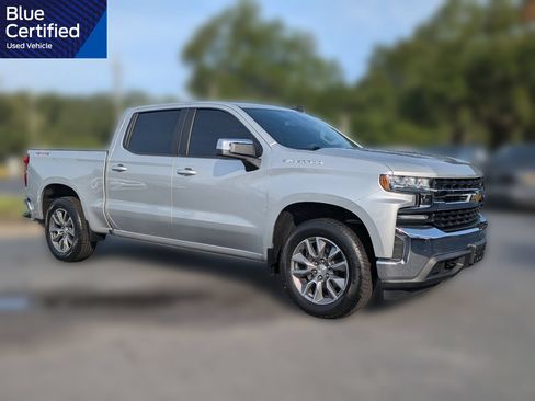 Used 2020 Chevrolet Silverado 1500 LT AWD/4WD image 2