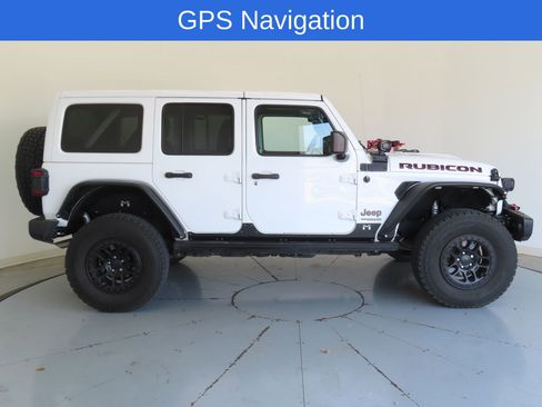 Used 2020 Jeep Wrangler Unlimited Rubicon image 2