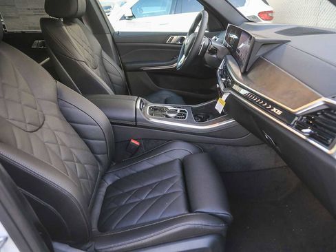 New 2026 BMW X5 sDrive40i image 13