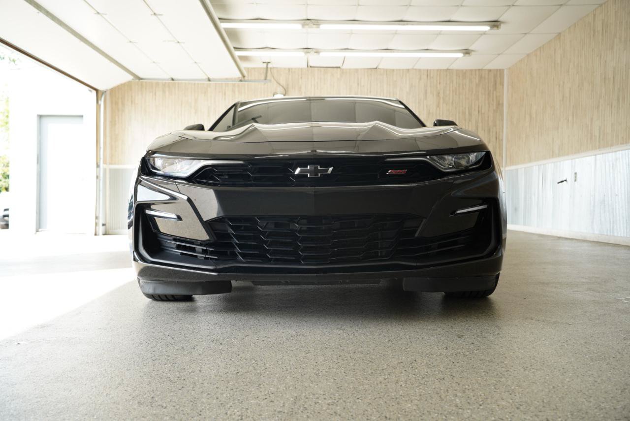 Used 2022 Chevrolet Camaro SS RWD image 2