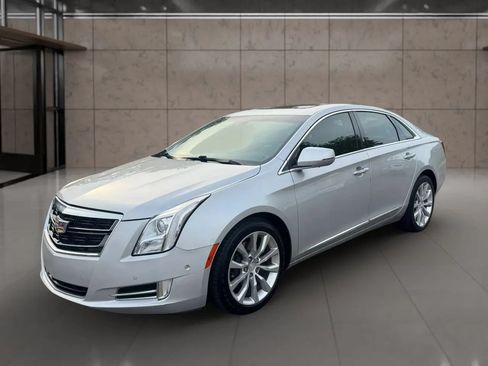 Used 2017 Cadillac XTS Luxury w/ Driver Awareness Package FWD image 5