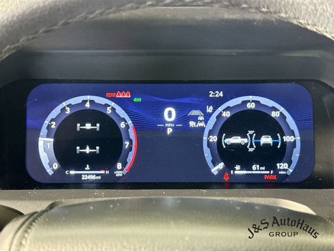 Used 2024 Toyota Tacoma TRD Off-Road AWD/4WD image 15