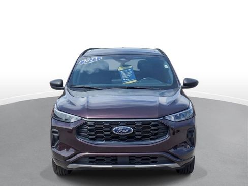 Used 2023 Ford Escape ST-Line w/ Tech Pack #1 AWD/4WD image 3