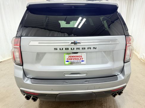 Certified 2023 Chevrolet Suburban High Country image 7