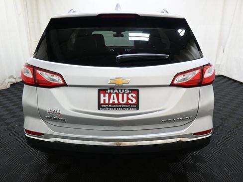 Used 2021 Chevrolet Equinox Premier image 12