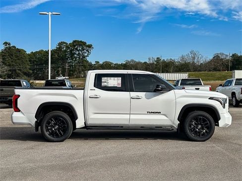 New 2026 Toyota Tundra Limited image 9