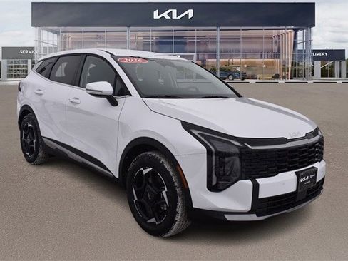 New 2026 Kia Sportage EX image 1