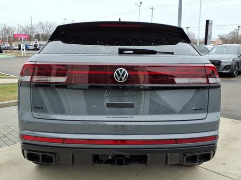 New 2026 Volkswagen Atlas Cross Sport SEL R-Line AWD/4WD image 10