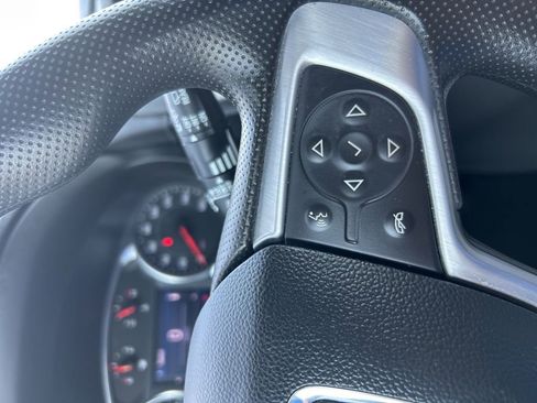 Used 2022 GMC Terrain SLE w/ Driver Convenience Package FWD image 36