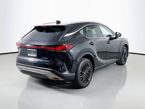 Used 2025 Lexus RX 350 Premium w/ Convenience Package FWD image 5