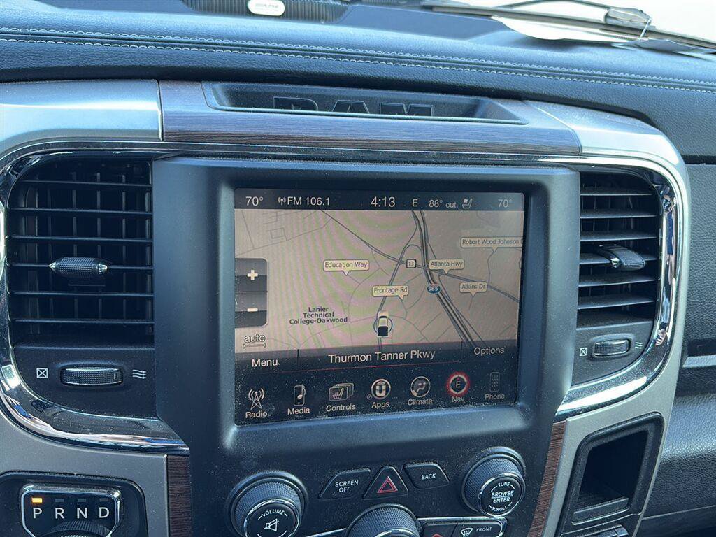 Used 2017 RAM 1500 Laramie w/ Convenience Group AWD/4WD image 11