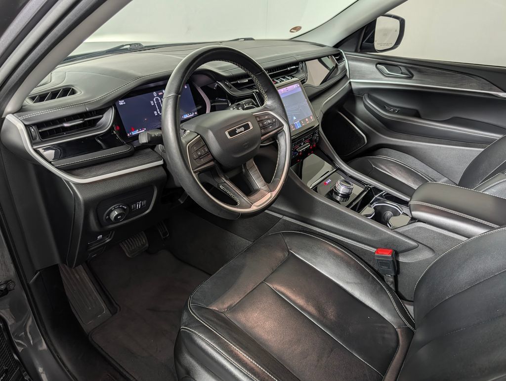 Used 2022 Jeep Grand Cherokee Limited RWD image 22