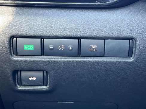 Used 2022 Nissan Sentra SV image 34