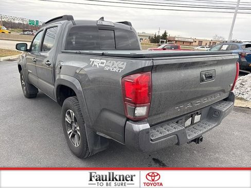 Certified 2019 Toyota Tacoma TRD Sport image 5
