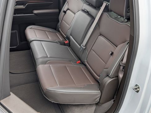 Used 2024 GMC Sierra 2500 Denali w/ Denali Reserve Package image 18