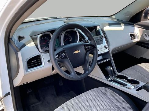 Used 2016 Chevrolet Equinox LS FWD image 16
