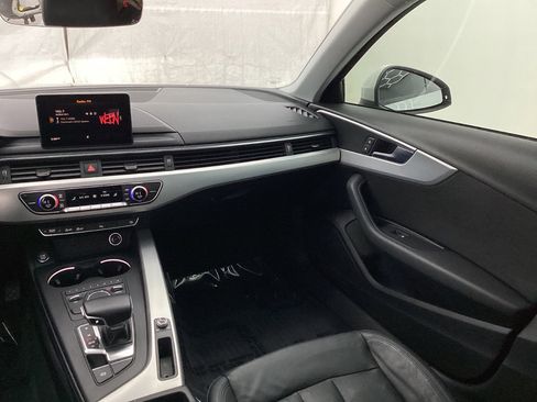 Used 2017 Audi A4 2.0T Premium image 27