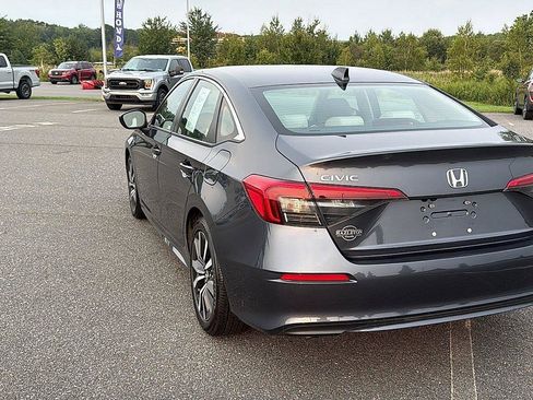 Used 2024 Honda Civic EX image 8