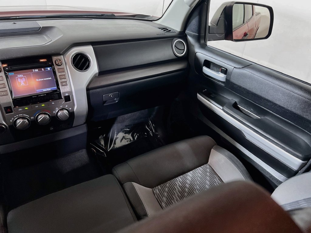 Certified 2019 Toyota Tundra SR5 AWD/4WD image 20