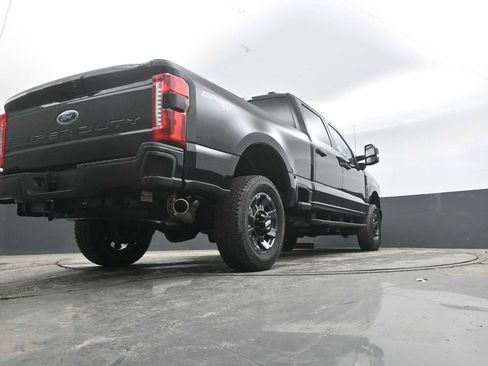 Used 2024 Ford F250 Lariat w/ Sport Appearance Package image 26