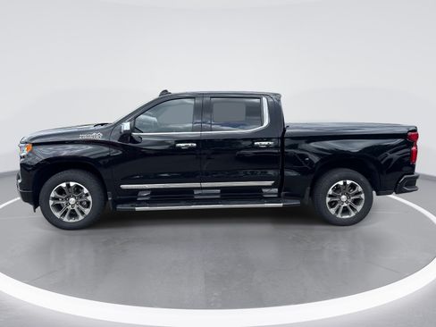 Used 2023 Chevrolet Silverado 1500 High Country AWD/4WD image 5