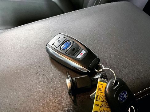 Used 2024 Subaru Ascent Touring image 14