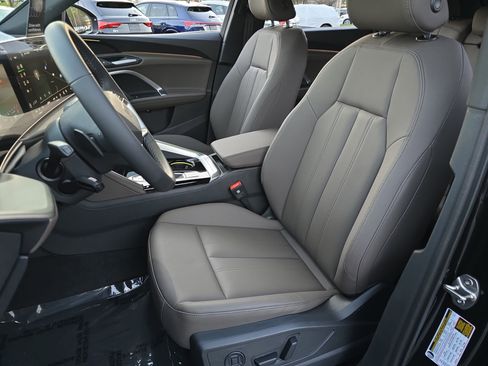 New 2025 Audi Q5 Premium image 15