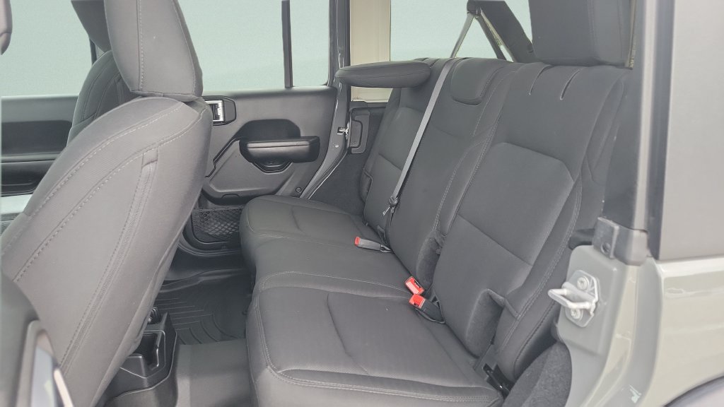 Used 2019 Jeep Wrangler Unlimited Sport S AWD/4WD image 10