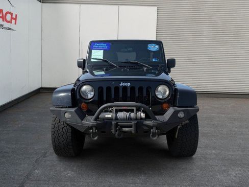 Used 2012 Jeep Wrangler Unlimited Rubicon w/ Connectivity Group AWD/4WD image 5