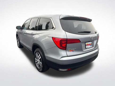 Used 2018 Honda Pilot EX image 3